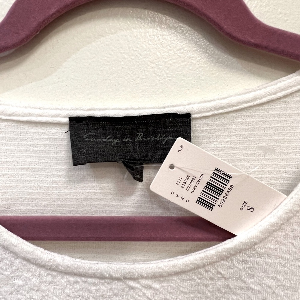 Anthropologie Ivory Top - Picture 3 of 3